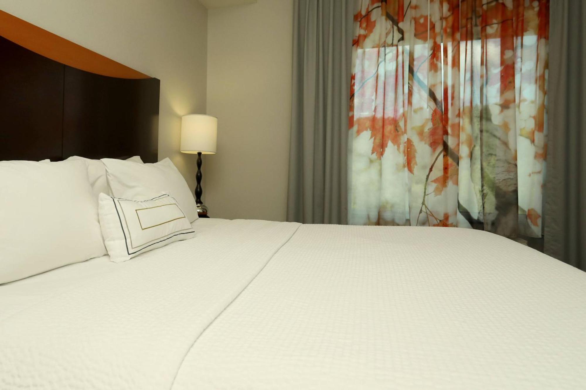 Fairfield Inn & Suites By Marriott Harrisburg West/ניו קמברלנד מראה חיצוני תמונה