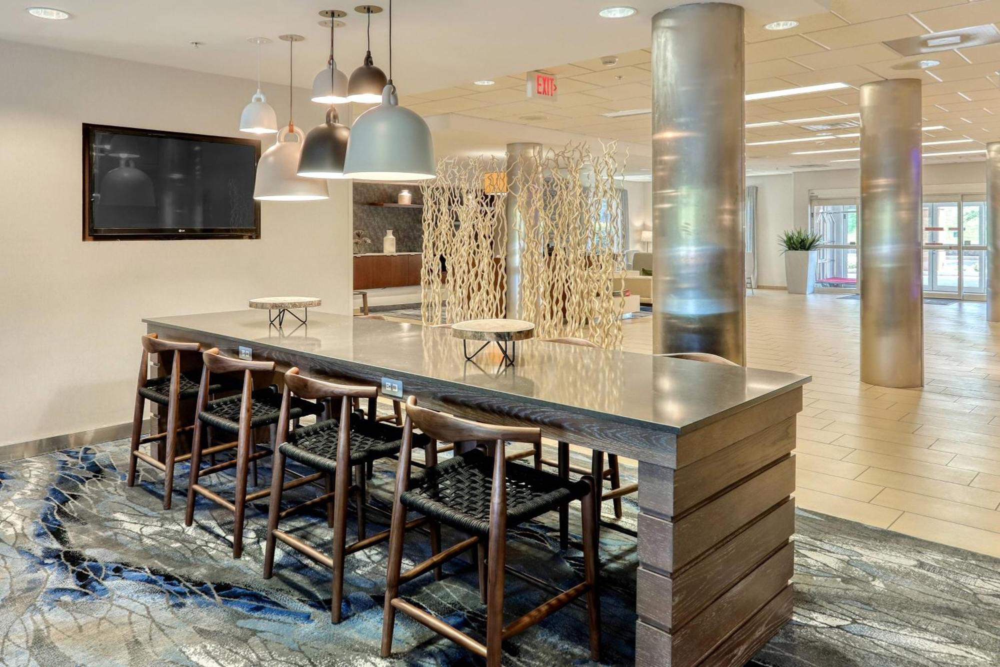 Fairfield Inn & Suites By Marriott Harrisburg West/ניו קמברלנד מראה חיצוני תמונה