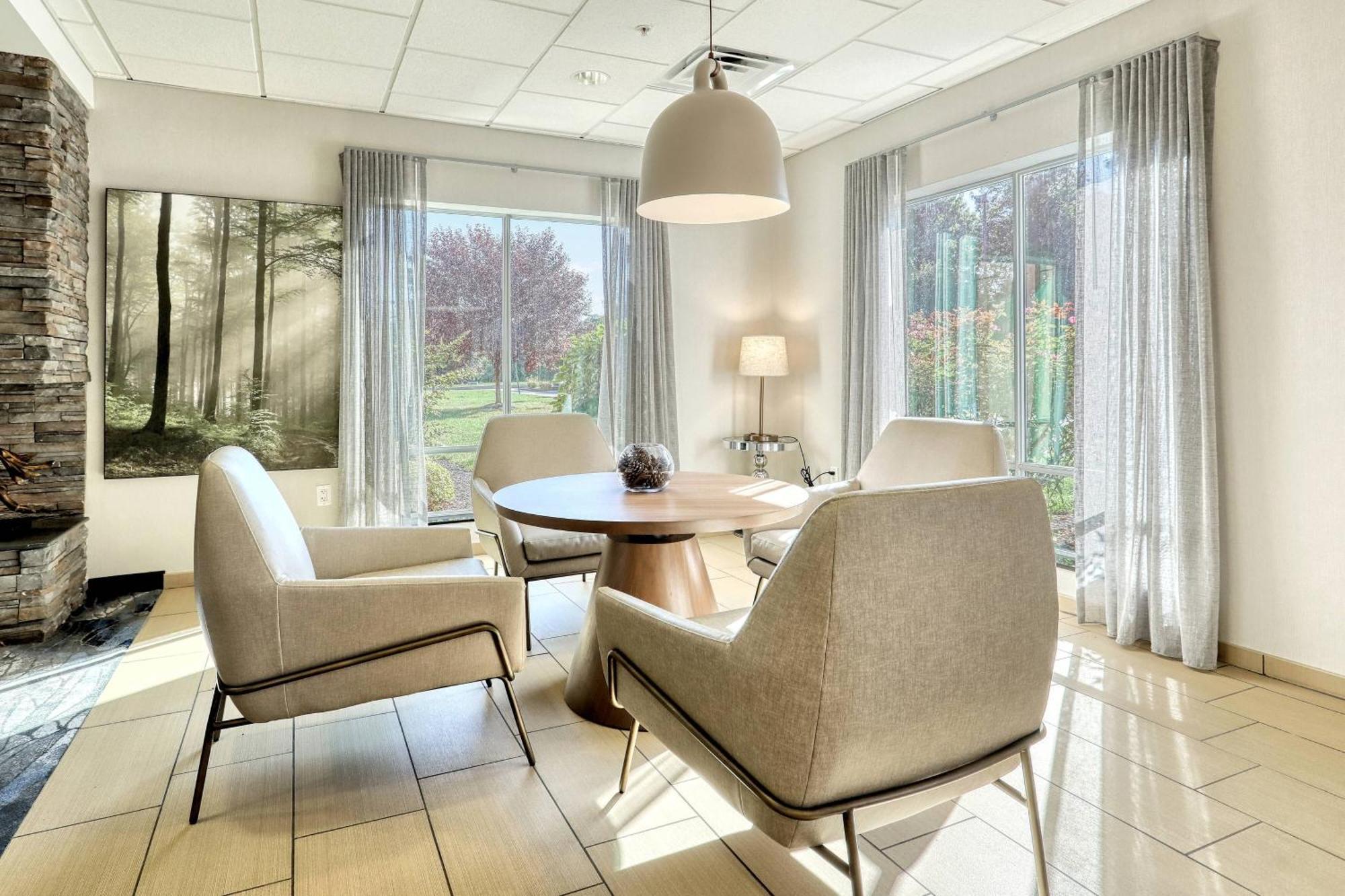 Fairfield Inn & Suites By Marriott Harrisburg West/ניו קמברלנד מראה חיצוני תמונה