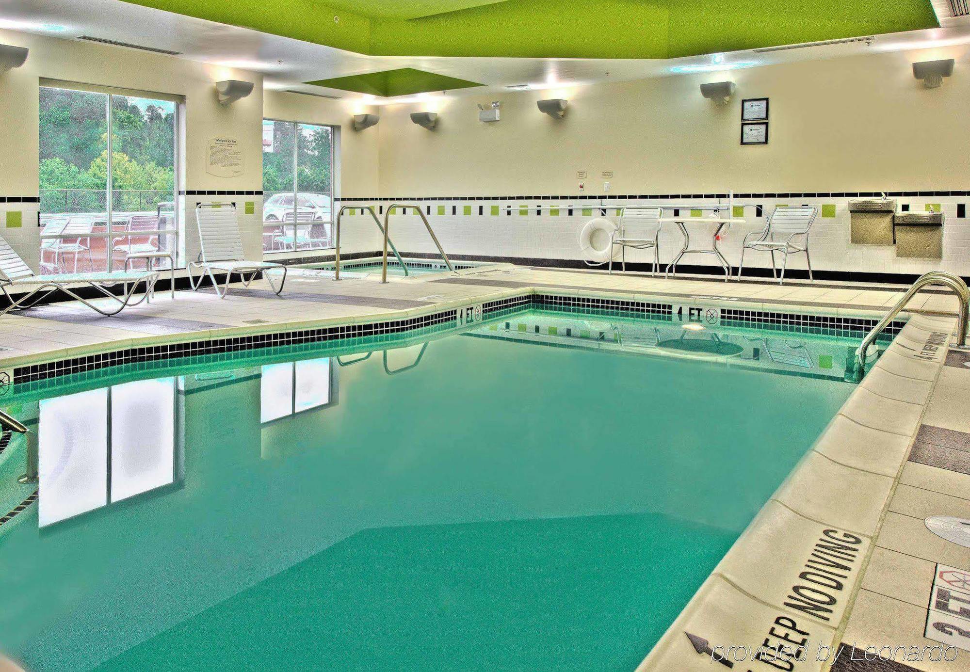 Fairfield Inn & Suites By Marriott Harrisburg West/ניו קמברלנד מתקנים תמונה
