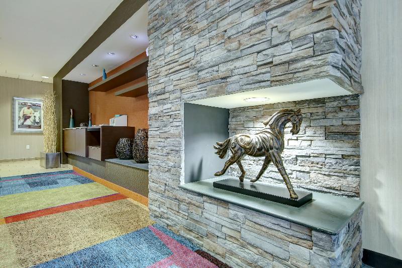 Fairfield Inn & Suites By Marriott Harrisburg West/ניו קמברלנד מראה חיצוני תמונה