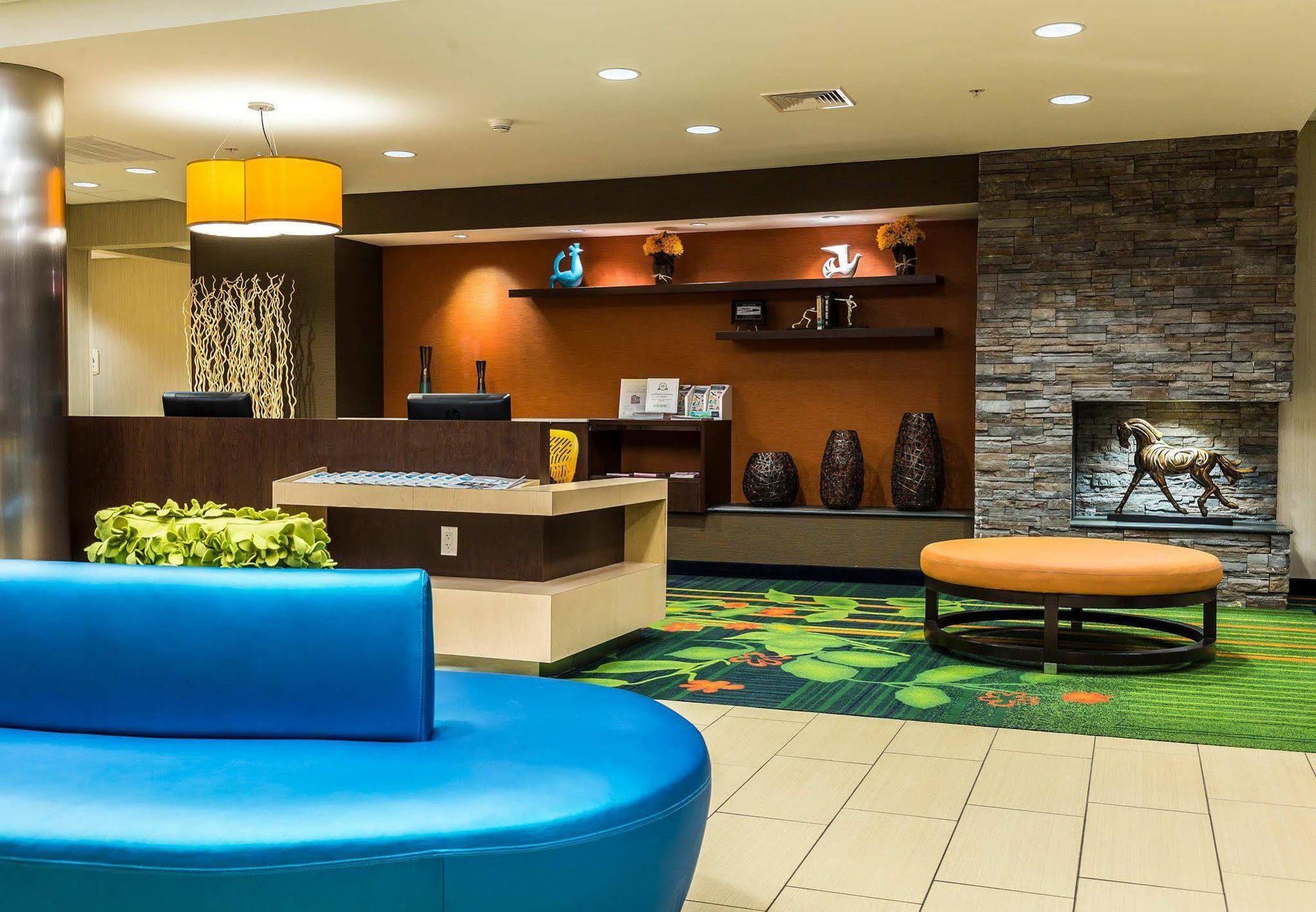 Fairfield Inn & Suites By Marriott Harrisburg West/ניו קמברלנד מראה חיצוני תמונה