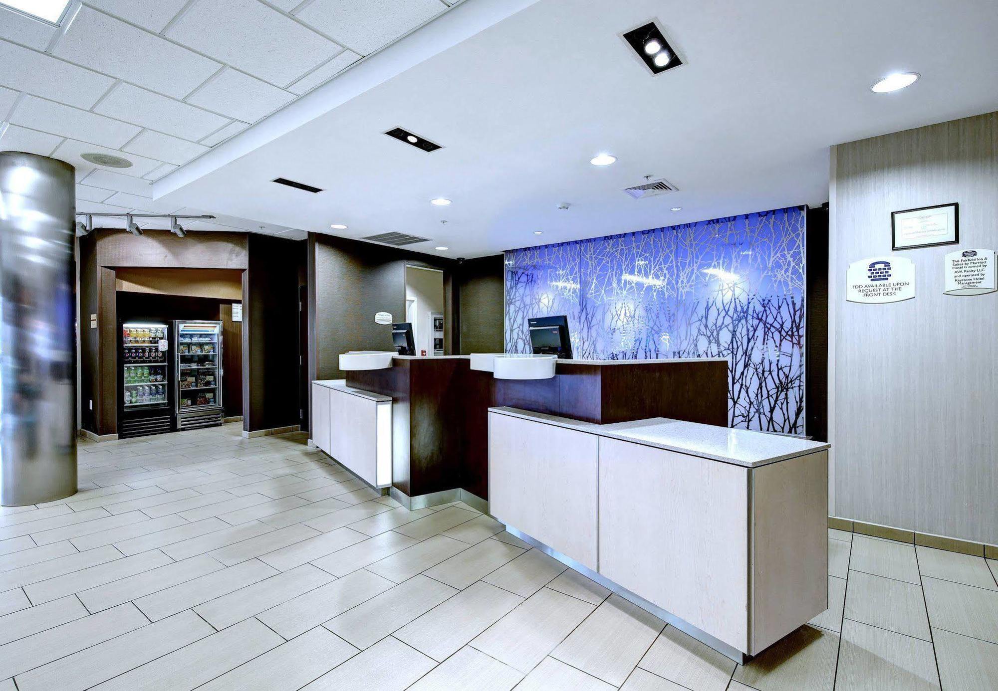 Fairfield Inn & Suites By Marriott Harrisburg West/ניו קמברלנד מראה חיצוני תמונה