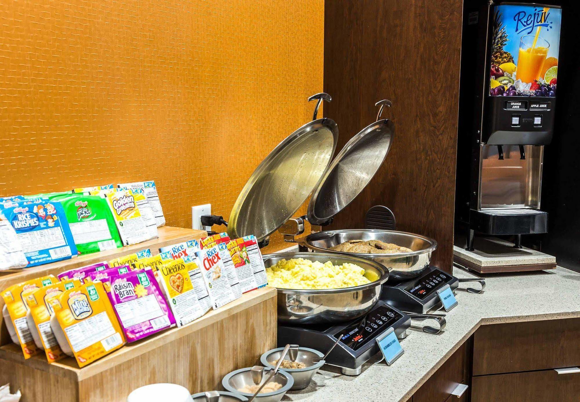 Fairfield Inn & Suites By Marriott Harrisburg West/ניו קמברלנד מראה חיצוני תמונה