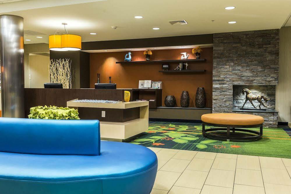 Fairfield Inn & Suites By Marriott Harrisburg West/ניו קמברלנד מראה חיצוני תמונה